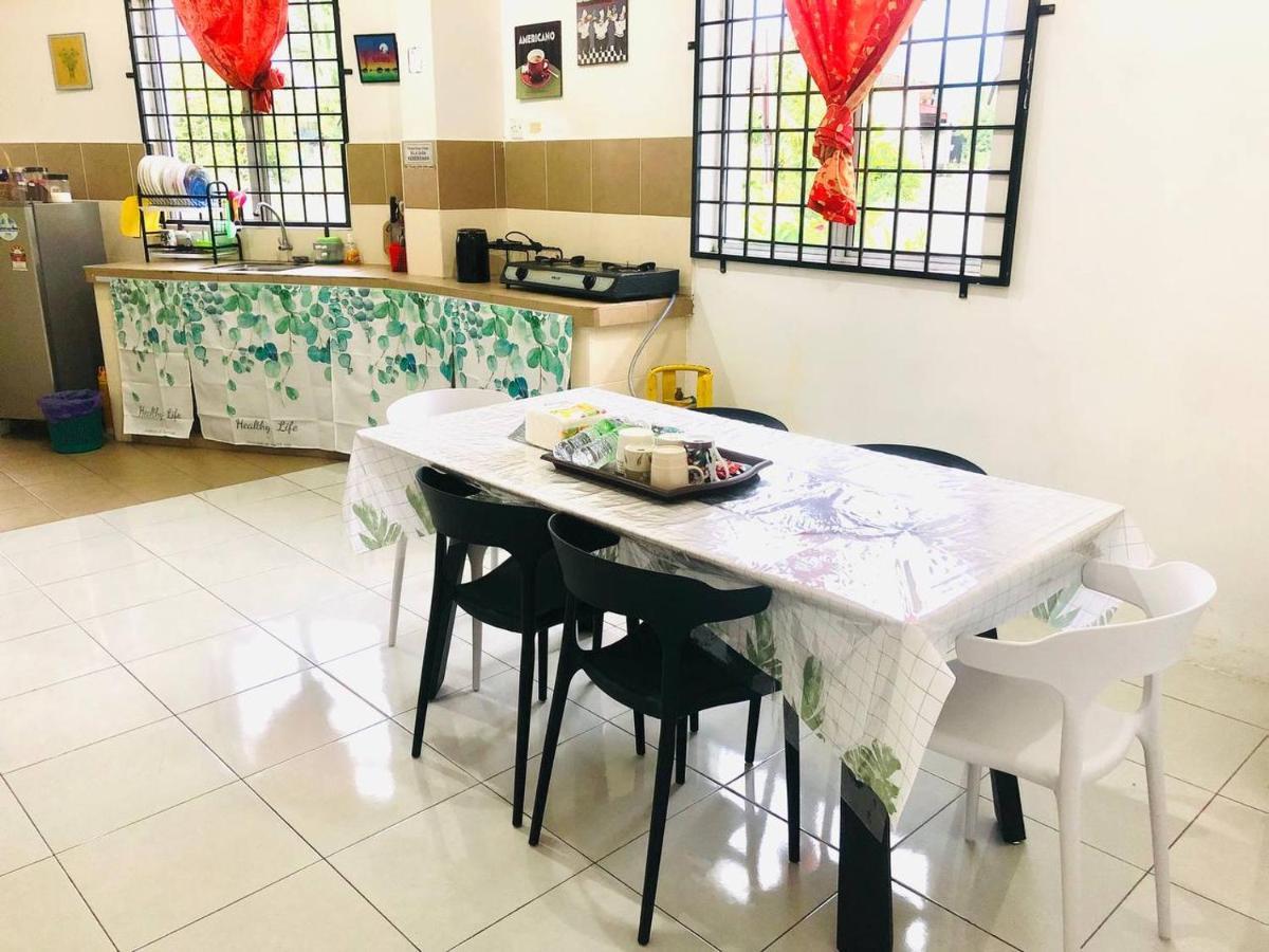 Homestay Lestary Near Taiping Fast Wifi Netflix Экстерьер фото
